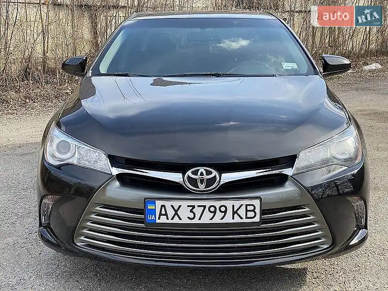 Toyota Camry 2016