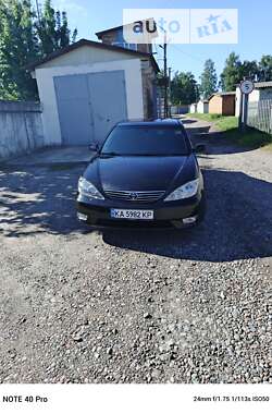 Седан Toyota Camry 2005 в Глухове