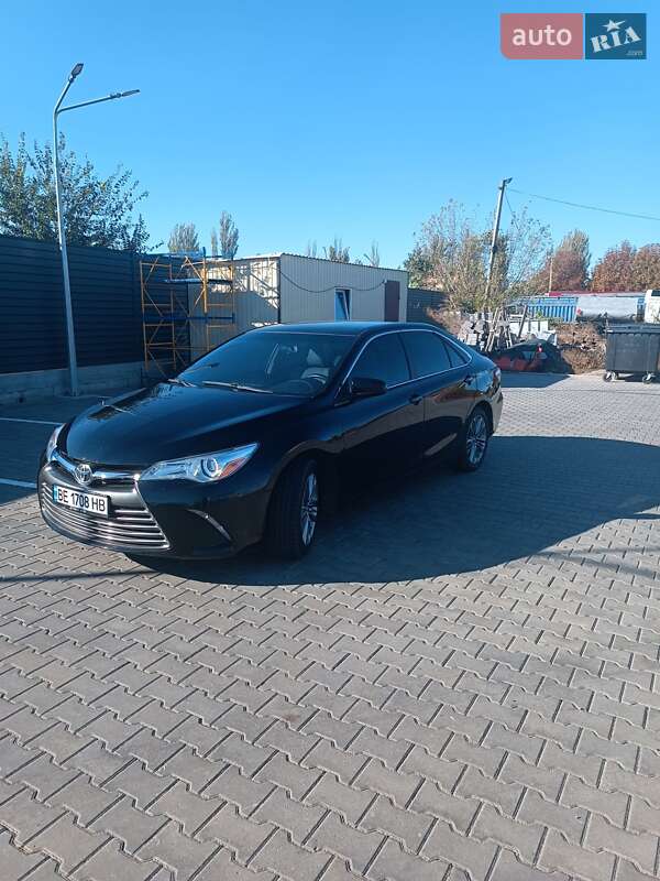 Седан Toyota Camry 2015 в Миколаєві