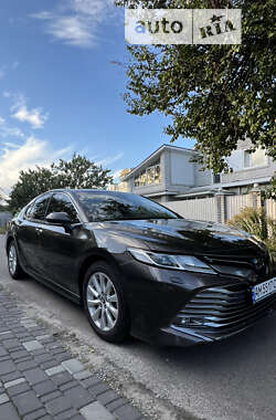 Седан Toyota Camry 2017 в Борисполе