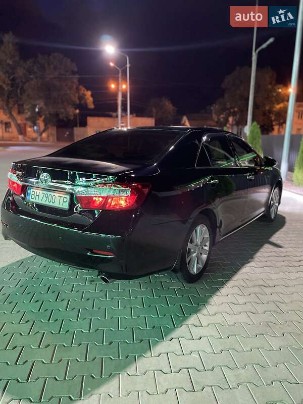 Седан Toyota Camry 2012 в Одессе