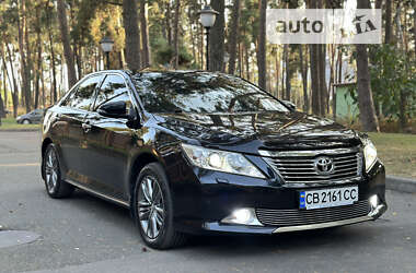 Седан Toyota Camry 2012 в Чернігові