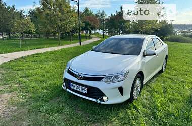 Седан Toyota Camry 2016 в Одессе