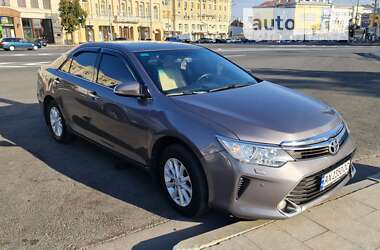 Седан Toyota Camry 2015 в Харкові