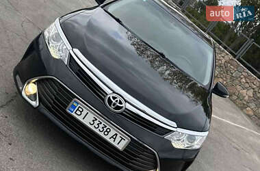 Седан Toyota Camry 2015 в 