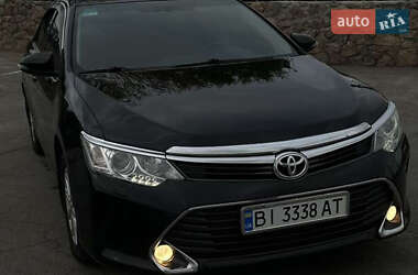 Седан Toyota Camry 2015 в 