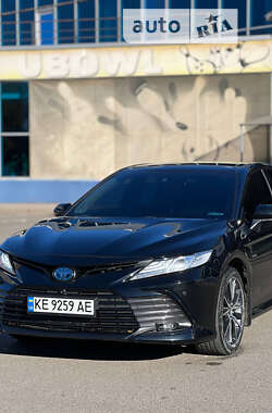 Седан Toyota Camry 2021 в Кривом Роге