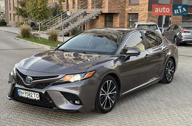 Седан Toyota Camry 2019 в Одессе