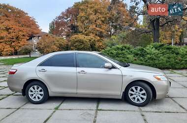 Седан Toyota Camry 2008 в Киеве