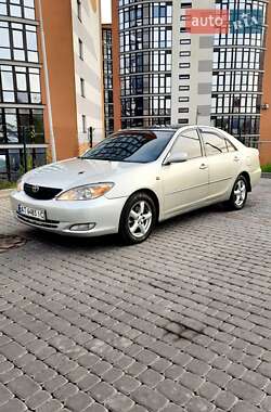 Седан Toyota Camry 2001 в Івано-Франківську