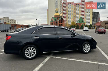 Седан Toyota Camry 2011 в Киеве