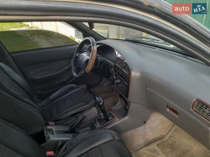 Седан Toyota Camry 1993 в Тарутине