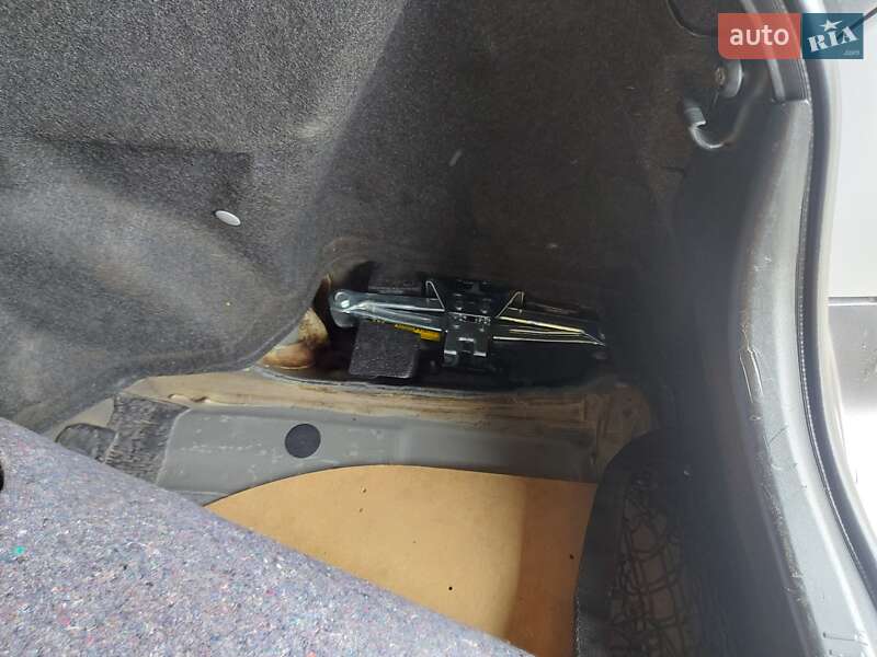 Седан Toyota Camry 2008 в Чернигове