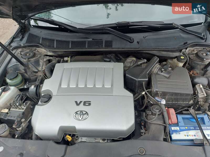 Седан Toyota Camry 2008 в Чернигове