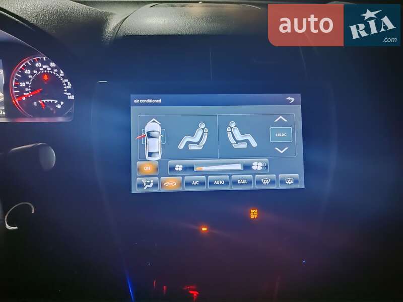 Седан Toyota Camry 2016 в Тернополі