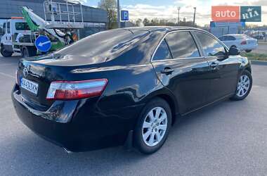 Седан Toyota Camry 2007 в Києві