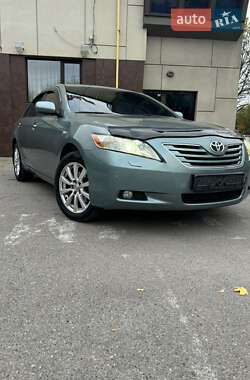 Седан Toyota Camry 2007 в Днепре