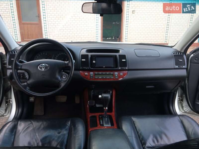 Седан Toyota Camry 2003 в Чорткові