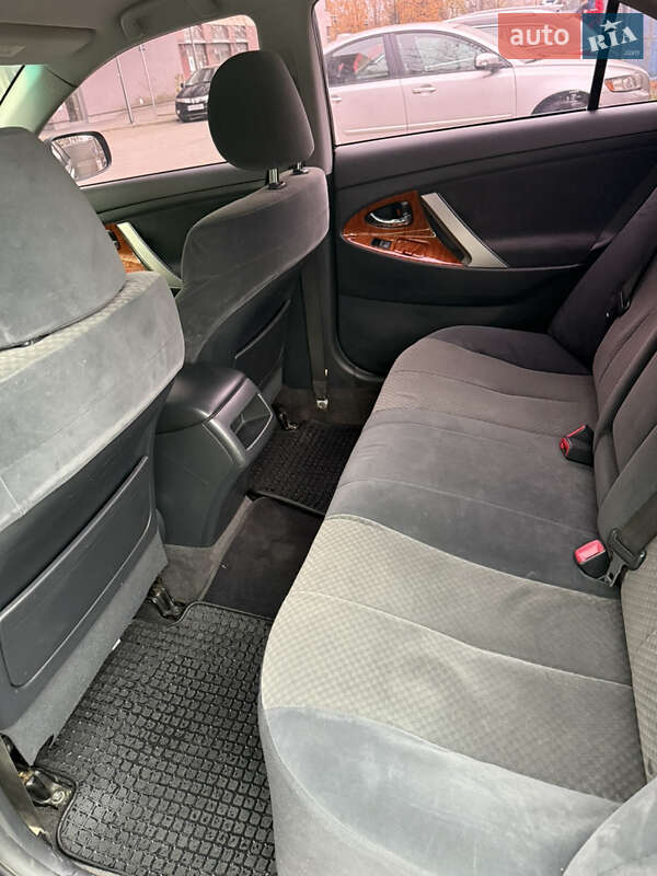 Седан Toyota Camry 2008 в Львове