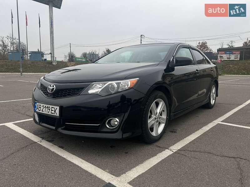 Toyota Camry 2012