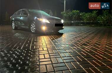 Седан Toyota Camry 2010 в 