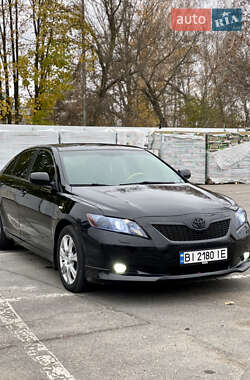 Седан Toyota Camry 2006 в Кременчуге