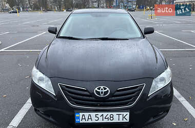 Седан Toyota Camry 2008 в Киеве