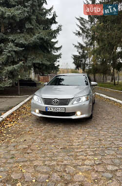 Седан Toyota Camry 2013 в Вінниці