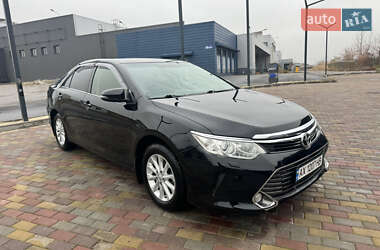 Седан Toyota Camry 2014 в Харкові