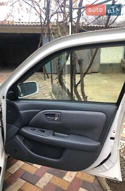 Седан Toyota Camry 2000 в 