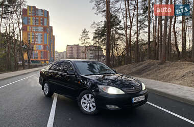 Седан Toyota Camry 2002 в Житомирі