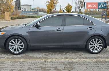 Седан Toyota Camry 2010 в Черкассах