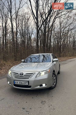 Седан Toyota Camry 2007 в Харькове