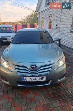 Седан Toyota Camry 2011 в Прилуках