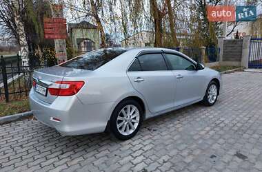 Седан Toyota Camry 2012 в Трускавце