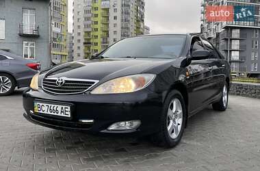 Седан Toyota Camry 2004 в Львові