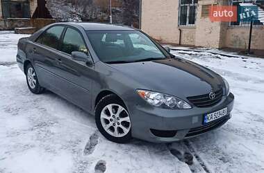 Седан Toyota Camry 2006 в Прилуках