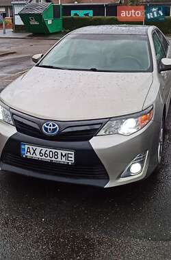 Седан Toyota Camry 2013 в Харкові