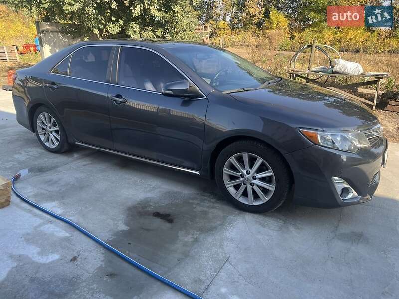 Седан Toyota Camry 2012 в Борисполі