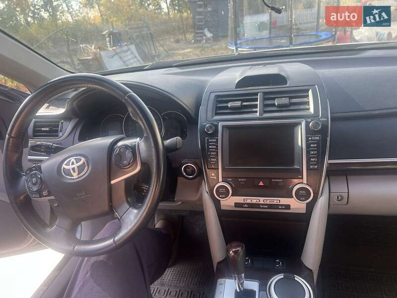 Седан Toyota Camry 2012 в Борисполі