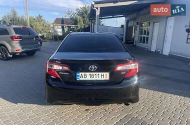 Седан Toyota Camry 2014 в Виннице