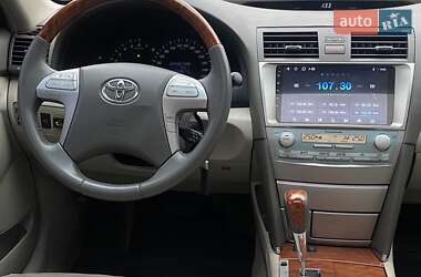 Седан Toyota Camry 2008 в Днепре