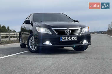 Седан Toyota Camry 2012 в Житомире