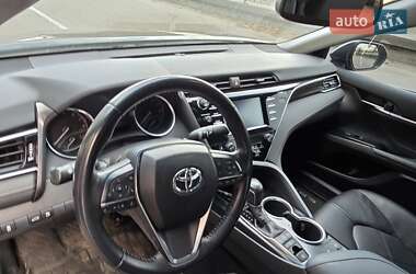 Седан Toyota Camry 2017 в 