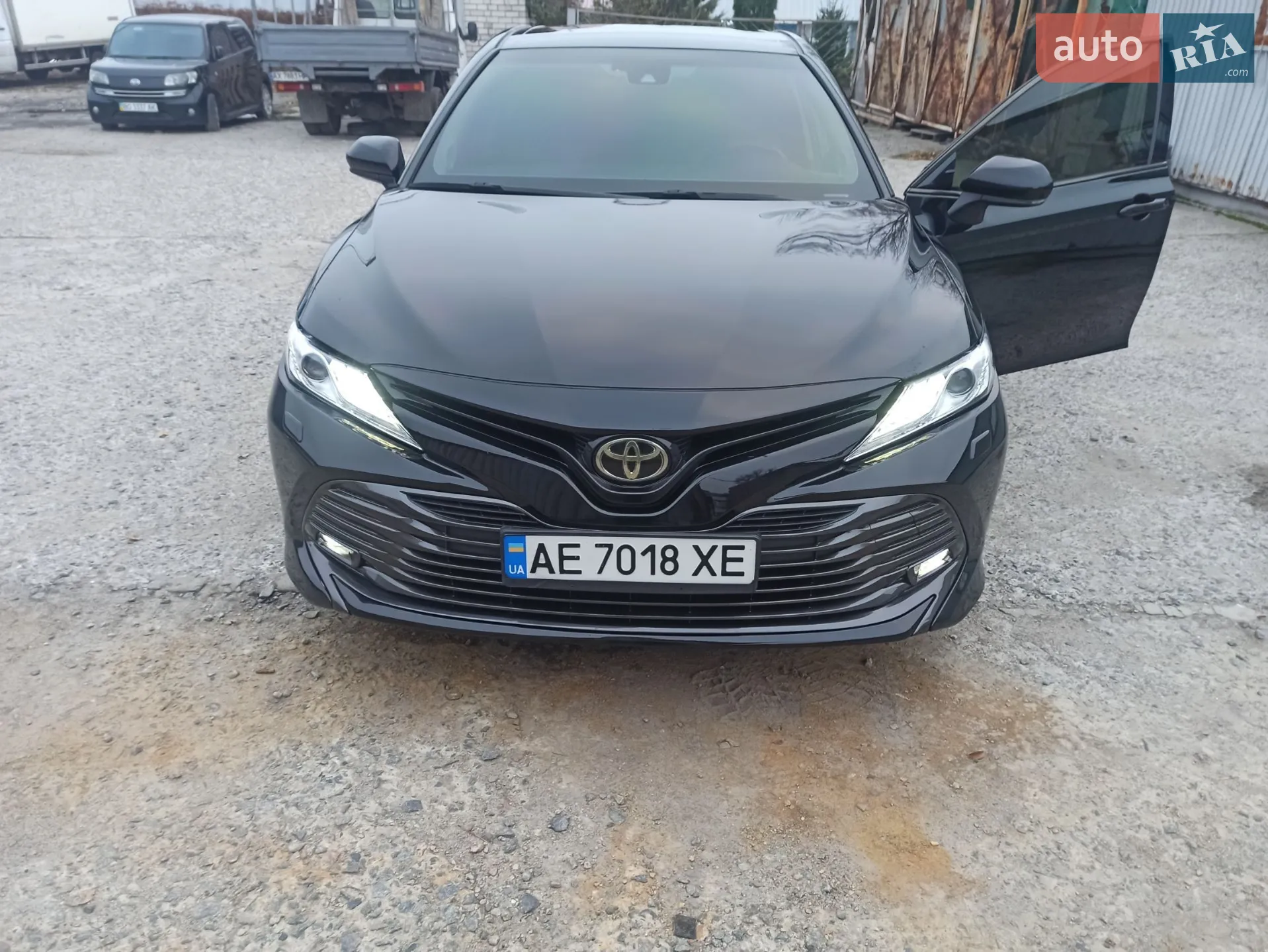 2018 Toyota Camry - фото 1