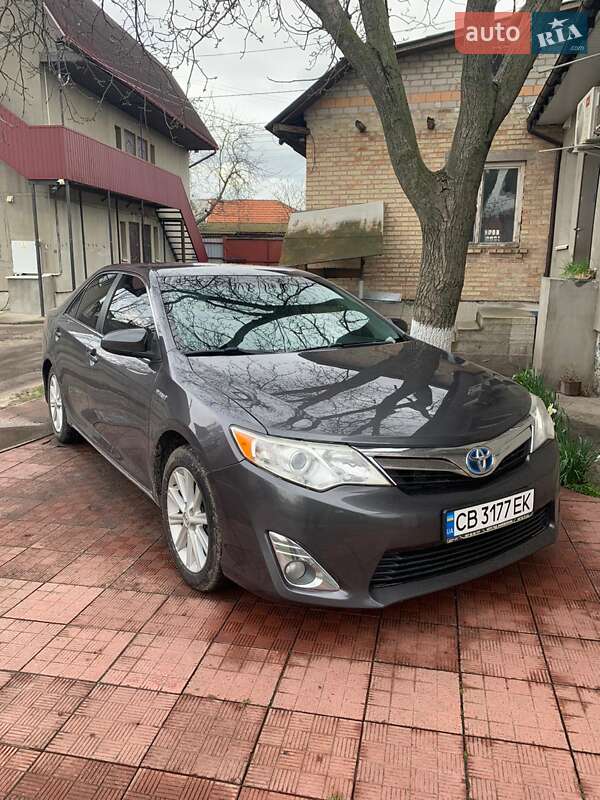 Седан Toyota Camry 2014 в Києві