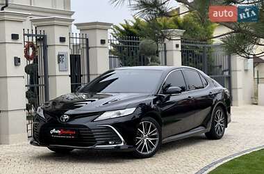 Седан Toyota Camry 2021 в Одессе