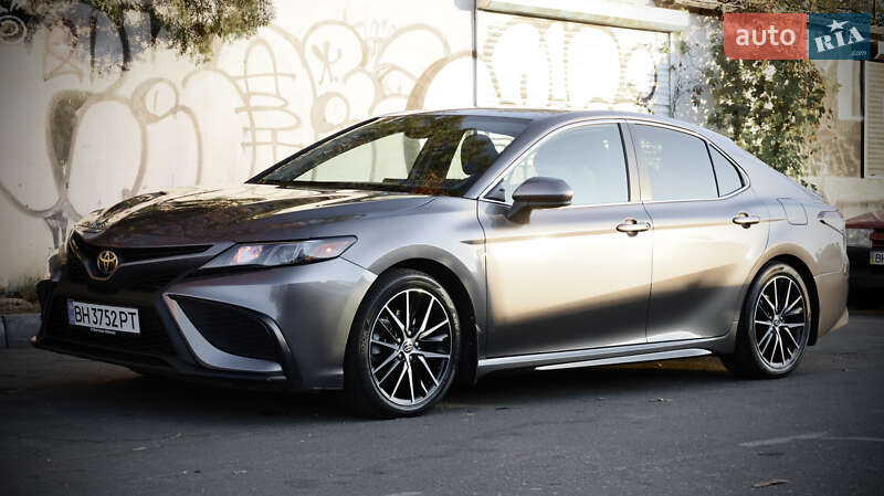 Седан Toyota Camry 2021 в Одесі