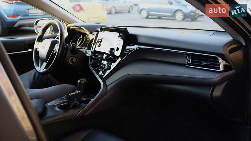 Седан Toyota Camry 2021 в Одесі