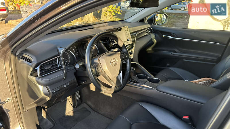 Седан Toyota Camry 2021 в Одесі